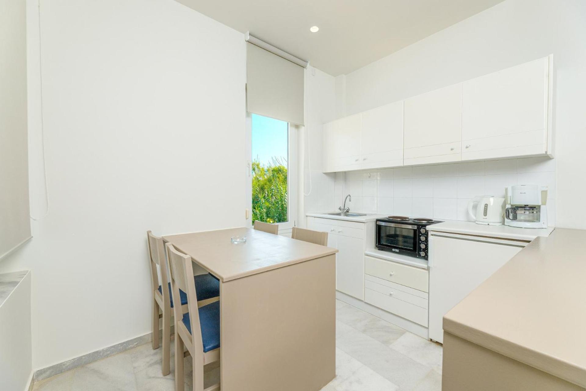 Kostakis Aparthotel Gerani (Chania)