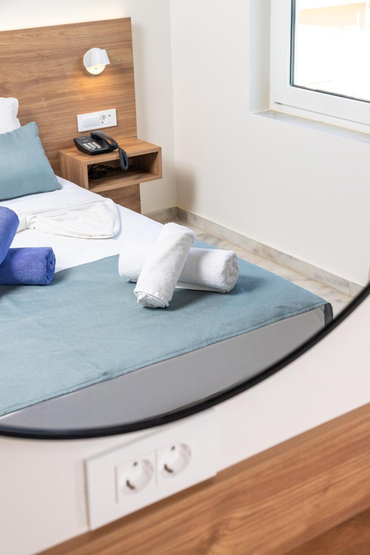 Kostakis Aparthotel