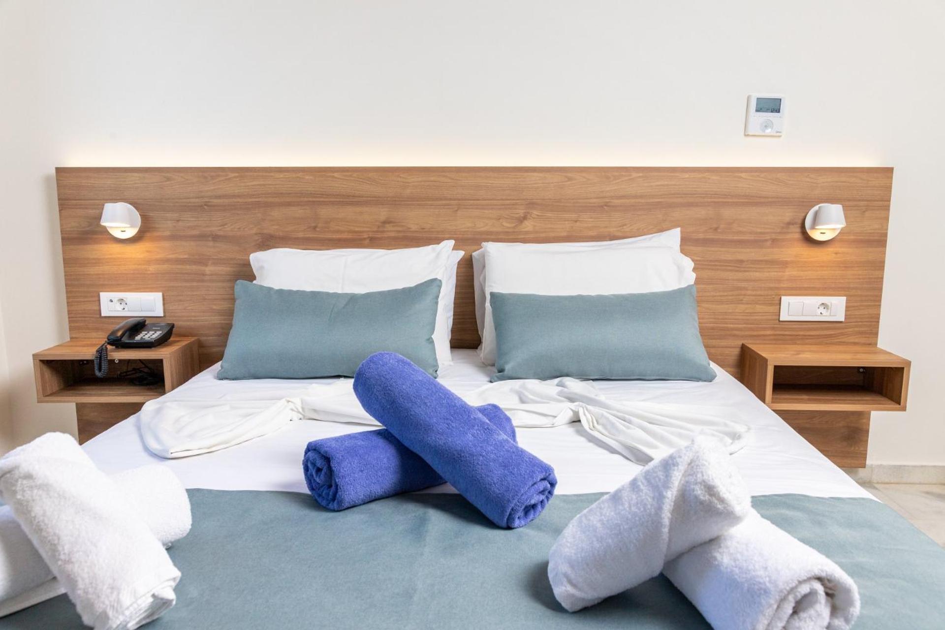 Kostakis Aparthotel 3*